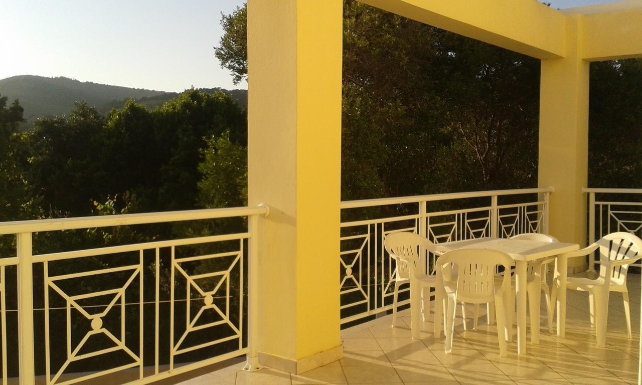 Calypso Hotel Othonoí Esterno foto